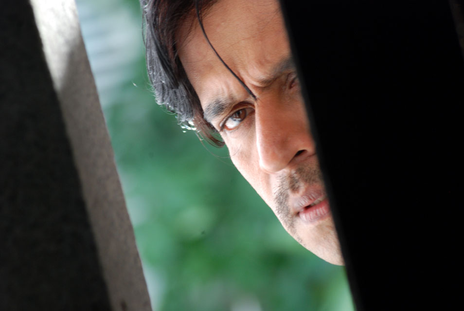 Contract Movie Stills Chakravat...